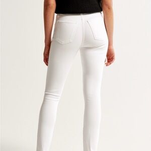Abercrombie & Fitch White Mid Rise Super Skinny Jeans Size 25 0s